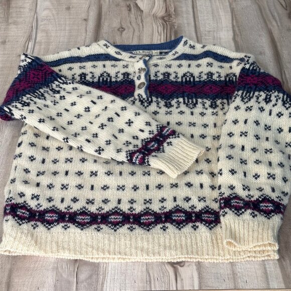 Vintage LL Bean Knit Sweater With Ornate Metal Buttons Size M - Picture 8 of 10